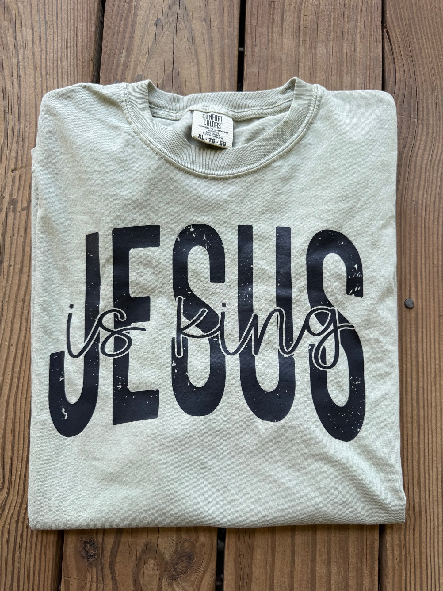 XL- Jesus Is King